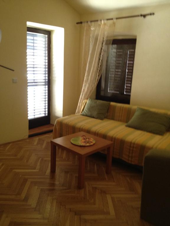 Apartment Iva 法扎纳 客房 照片