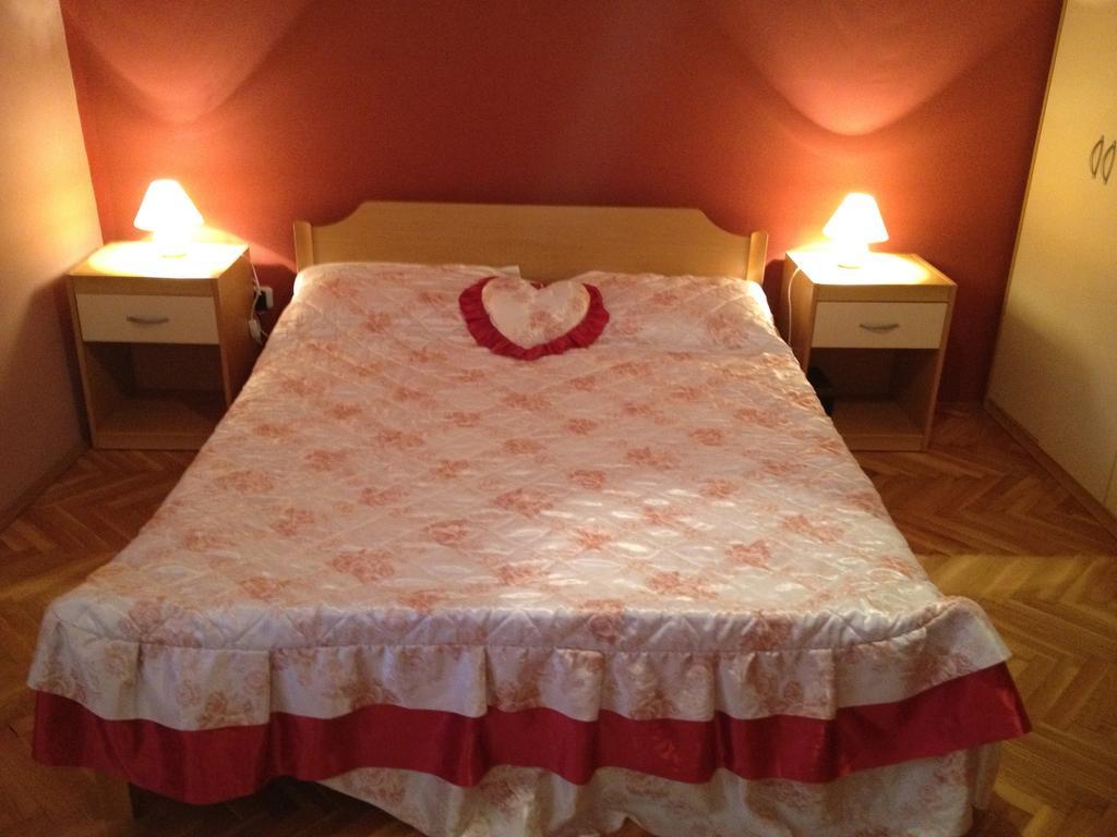 Apartment Iva 法扎纳 客房 照片